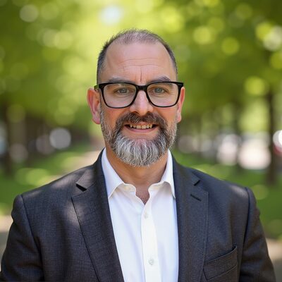 Christopher Jeyes, direct access barrister in commercial & business